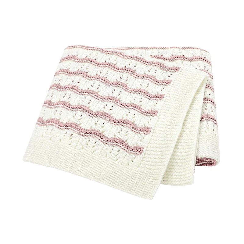 Wavy stripe baby blanket